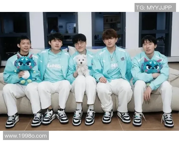 德玛西亚杯激战正酣 LPL赛区新一代战队崛起引爆电竞热潮 德玛西亚杯激战正酣 LPL赛区新一代战队崛起引爆电竞热潮