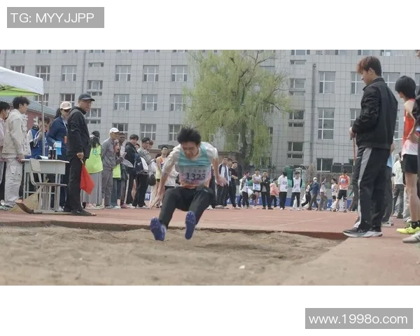 青春逐梦赛场奋勇拼搏展现新时代青年体育风采